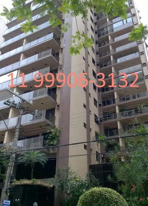 Pitangueiras Bárbaro 2 garagens Réveillon Disponível !-1