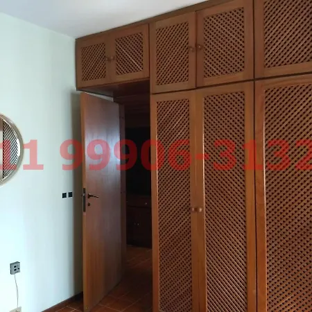 Pitangueiras Bárbaro 2 garagens Réveillon Disponível !-3