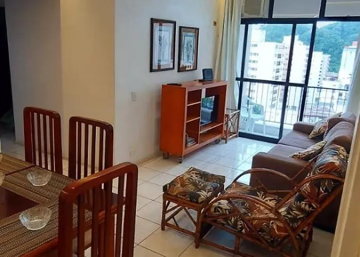 Apartamento Em Guaruja Enseada Prox A Praia